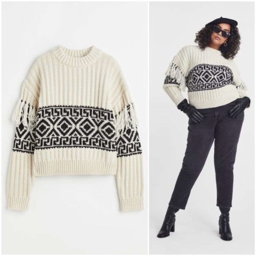 ✨NEW✨ Fringe-Trimmer Sweater•Size M•New with Tags!